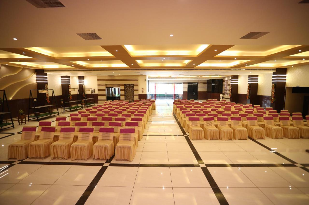 Bhagya Raj Palace By Wb Comfort Kanpur Exterior photo