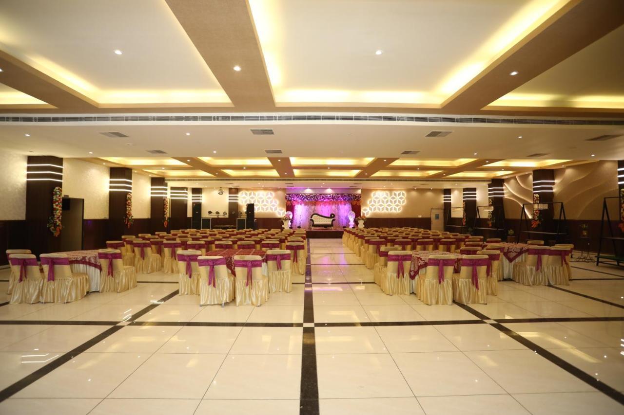 Bhagya Raj Palace By Wb Comfort Kanpur Exterior photo